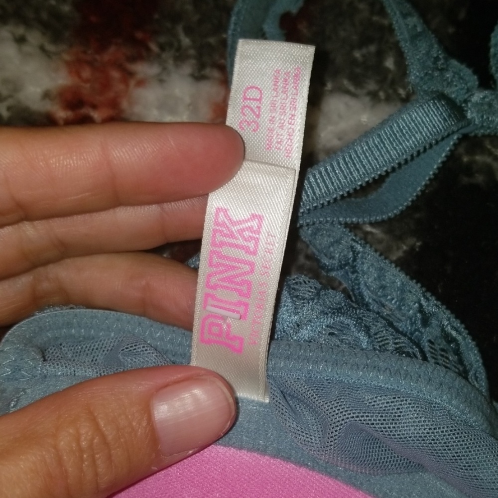 Victoria Secret bra - Picture 2 of 3